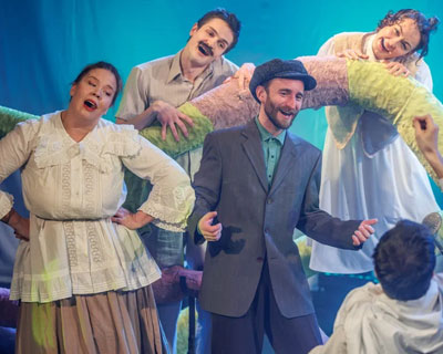 Мой дедушка был вишней